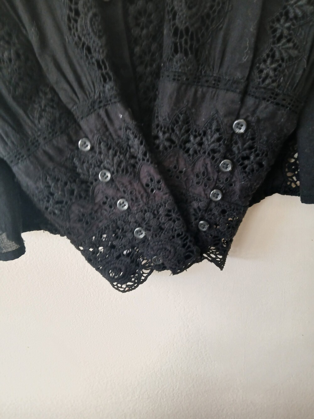 Sezane Rym Shirt In Black - Picture 7 of 10